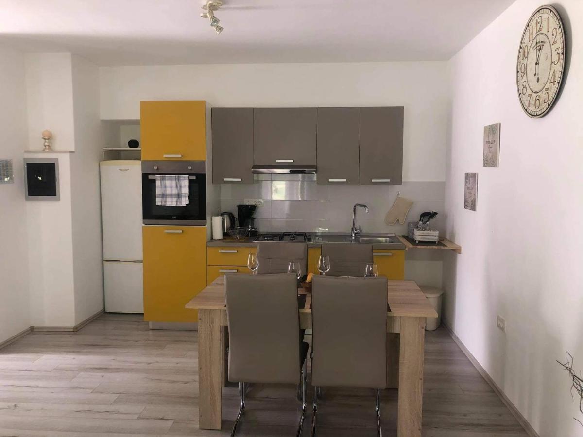 Apartmani Dokic Bale Εξωτερικό φωτογραφία